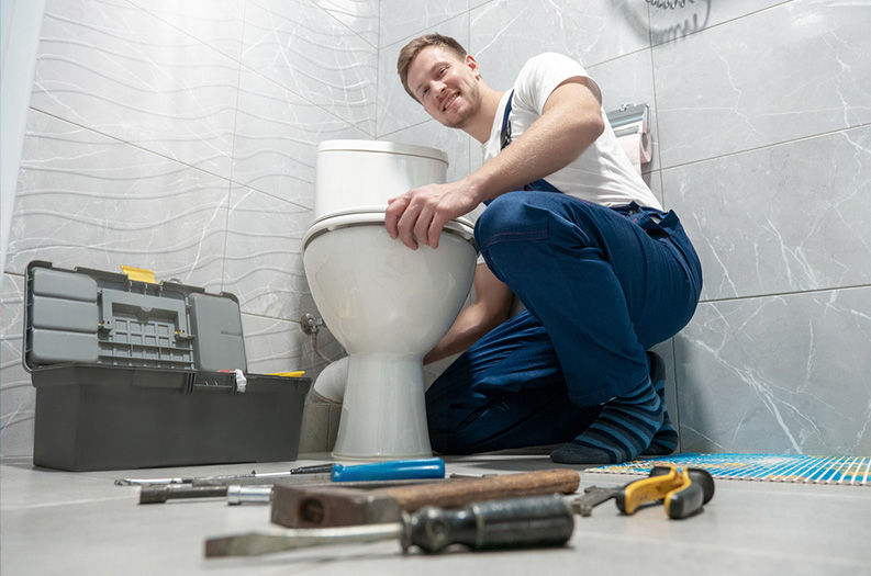 Clogged Toilet Drain Repairs In Ocala, FL